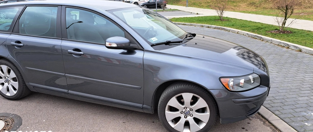 Volvo V50 cena 6200 przebieg: 204000, rok produkcji 2007 z Ustrzyki Dolne małe 106